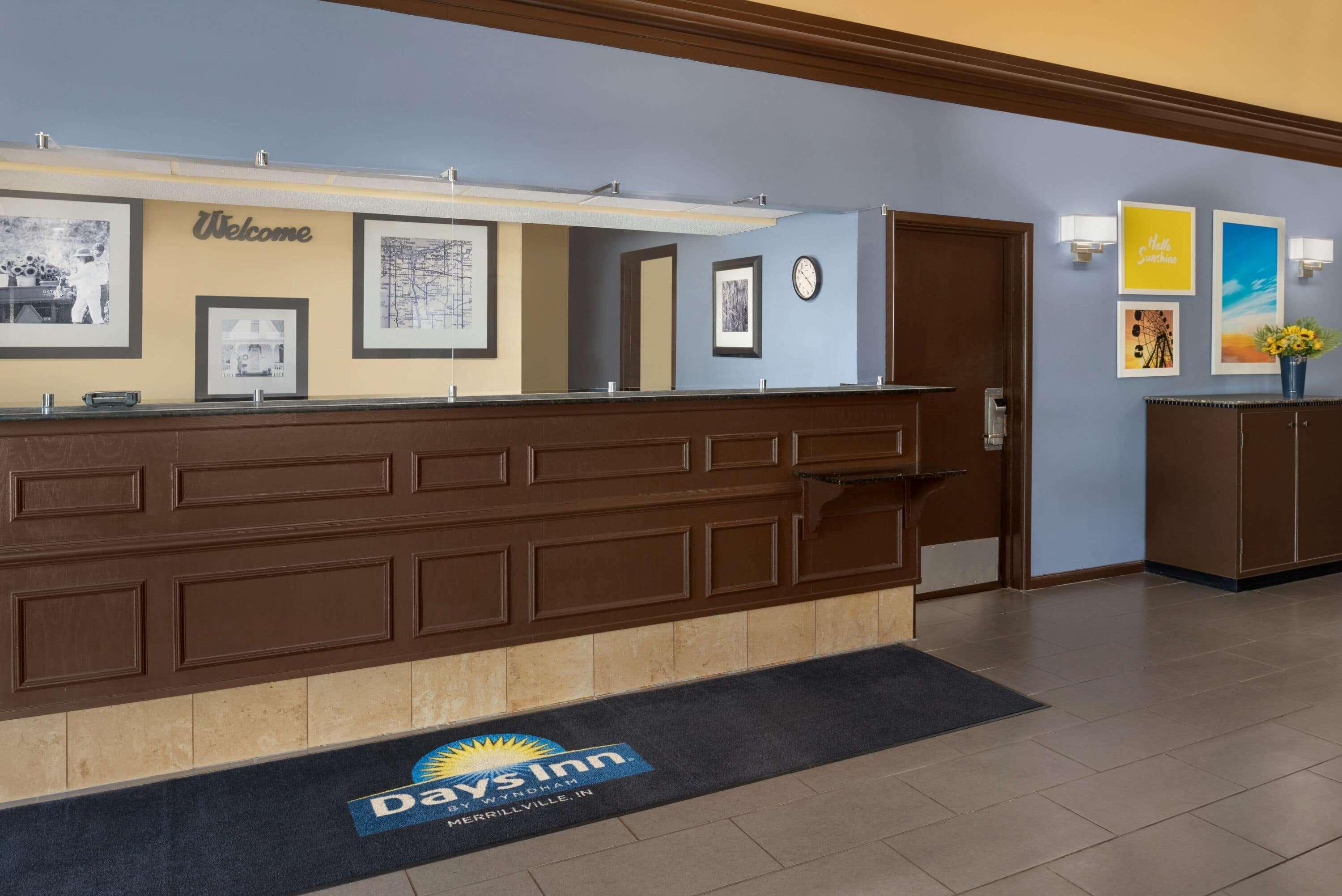 Days Inn & Suites By Wyndham Merrillville Exteriör bild